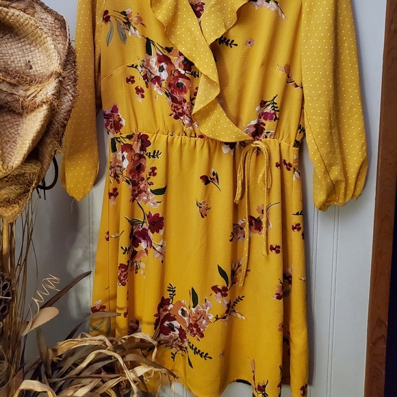 Fall Dress - Picture 2 of 10